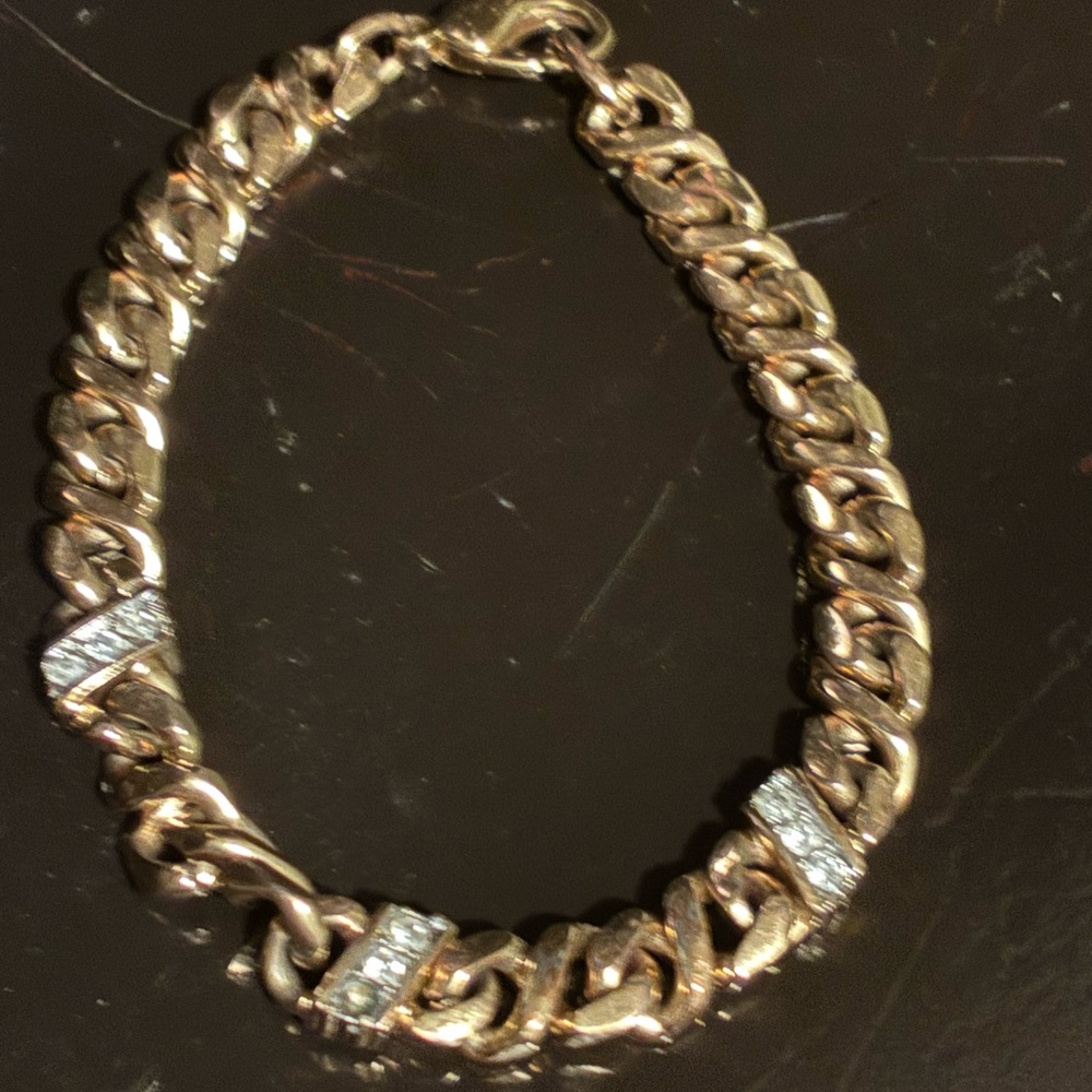 Luxurious Gold and Silver Chain Bracelet
